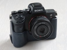 Photo2: Leather Camera Body Suit [for SONY a7R IV / a9 II / a7S III] (2)